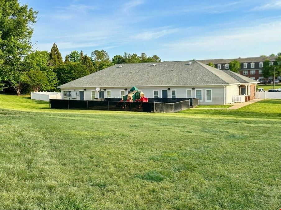 5000 Ridgedale Parkway
