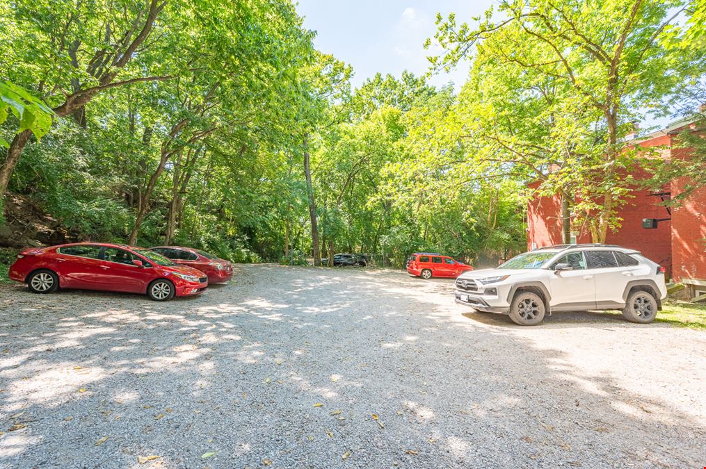 2230 Kemper Lane