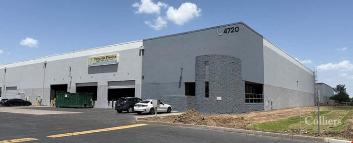 Flex Industrial End-Cap Unit for Sublease in Phoenix