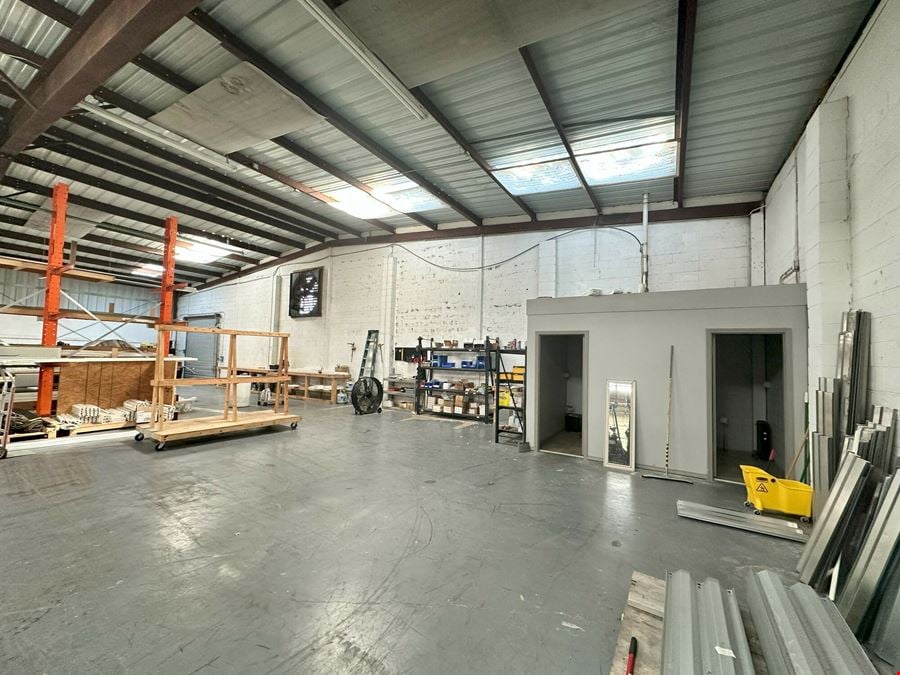 3465 SF Warehouse | For Lease