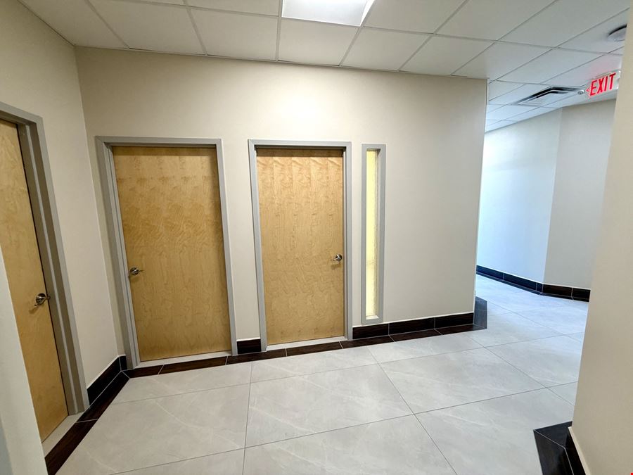 1300 City View Ctr