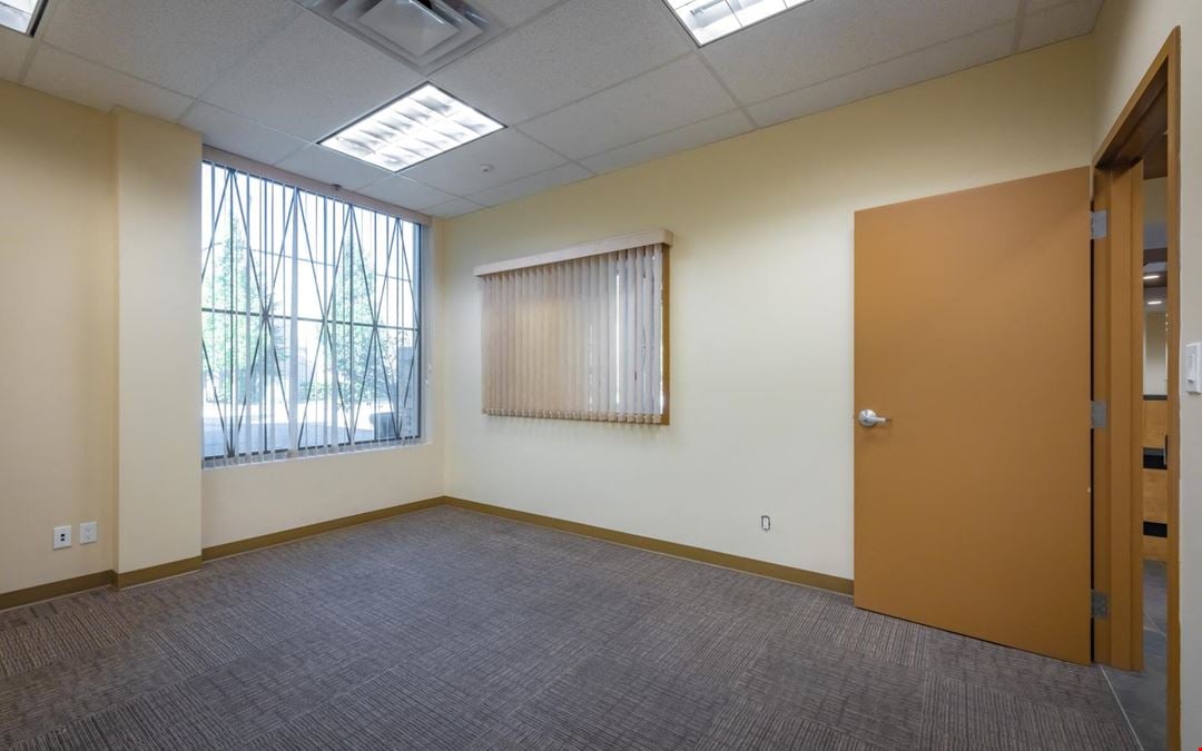 5744 268 Street