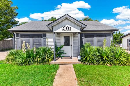 Preview of Office space for Rent at 907 N Goliad St