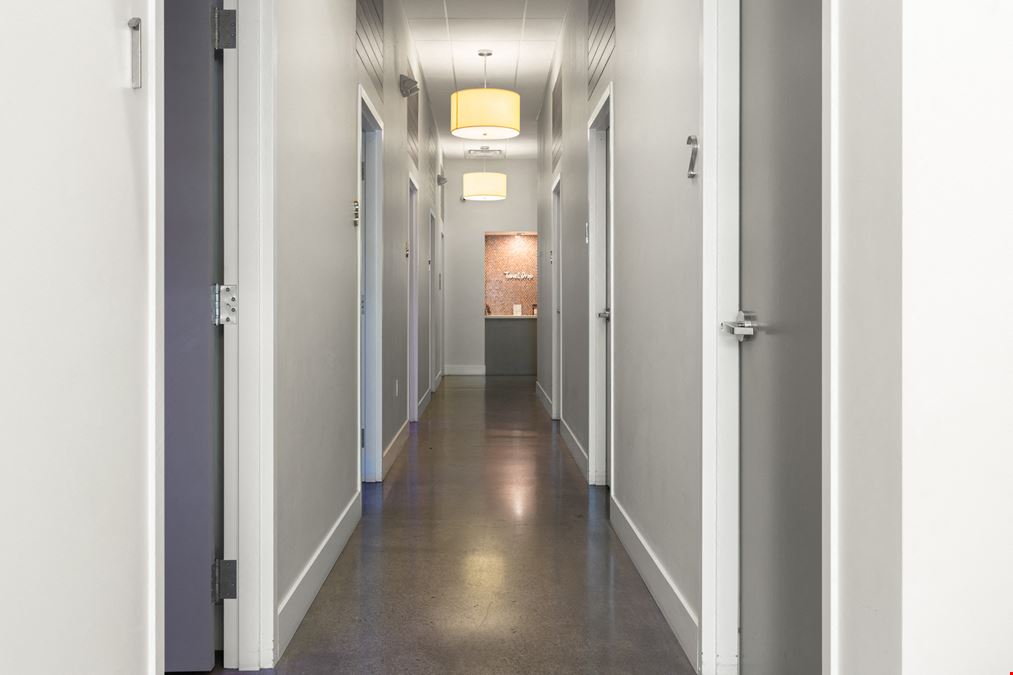 2760 Esplanade