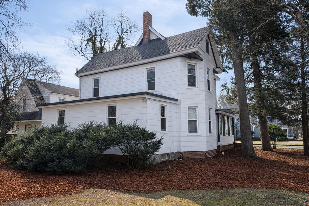 235 North Boulevard