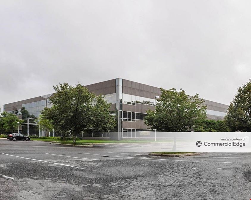 Melville Square Corporate Center