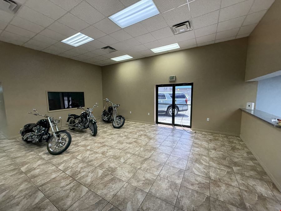 Florida Ave Warehouse/ Showroom / Office