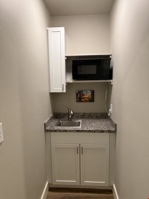 South Beacon Blvd Office Suites - Units A, B, C & H