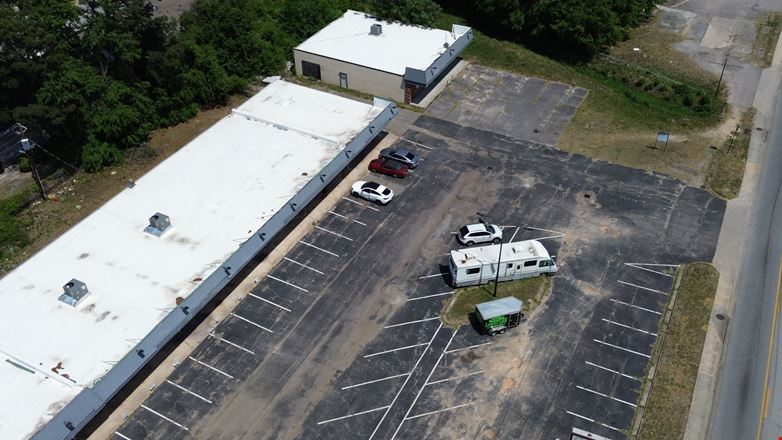 Preview of Retail space for Rent at 2517 Milledgeville Road