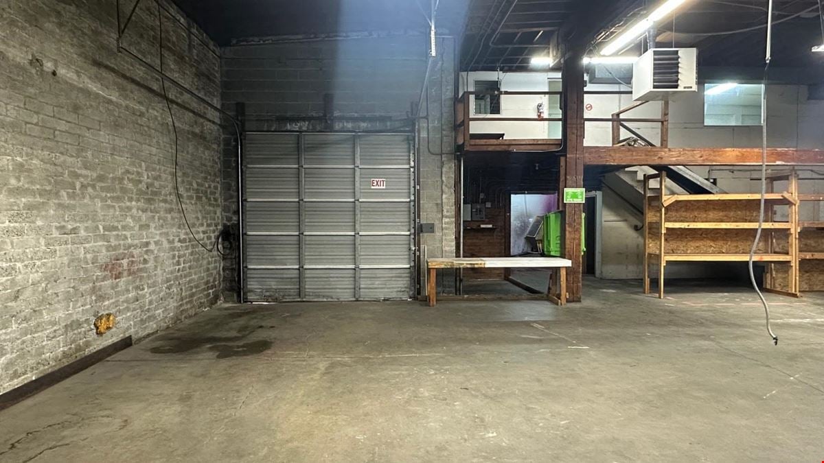 735 Commerce Ave
