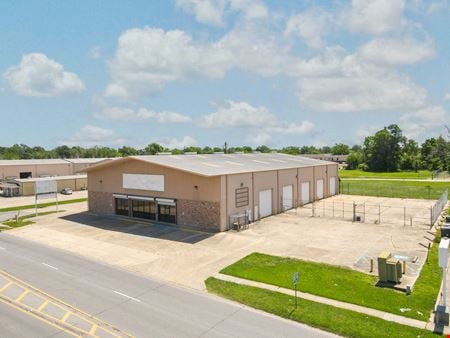 Preview of Industrial space for Sale at 12320 S Choctaw Dr