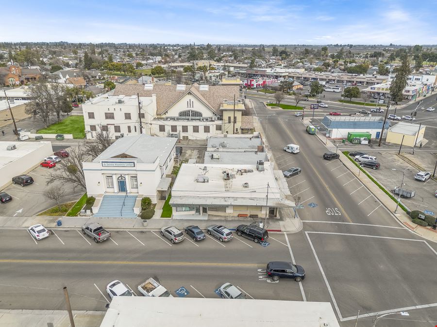 ±1,277 SF of Retail Space in Downtown Selma, CA