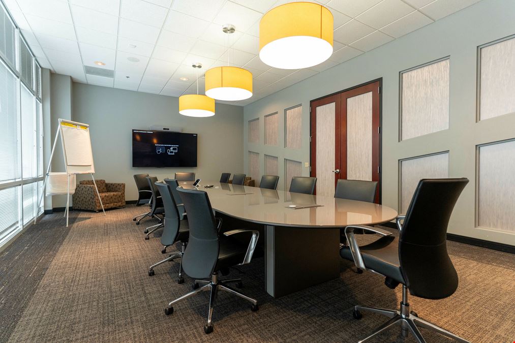 Pinnacle Corporate Centre IV