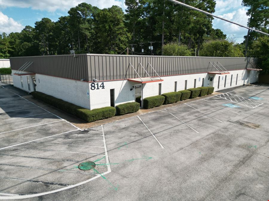 814 S Eastman Rd