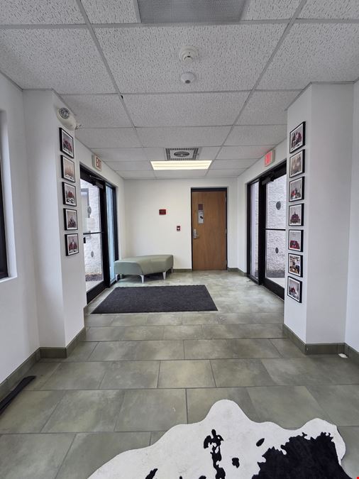 37 Anderson Rd - 5,965+/- SF Office/Flex Opportunity