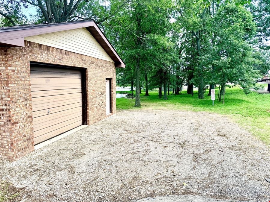 806 Progress Dr.