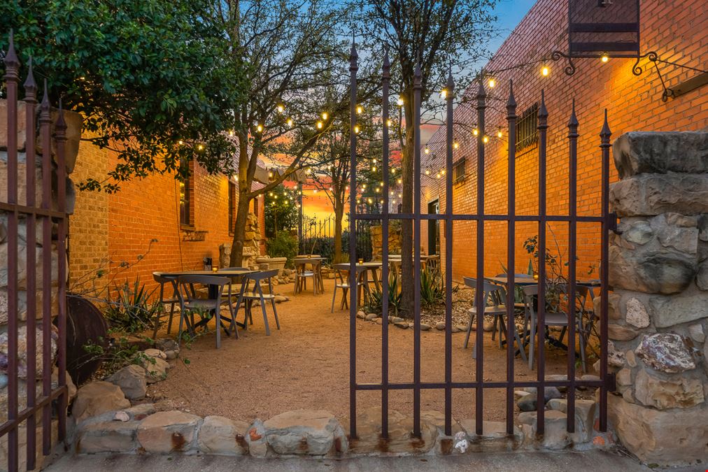 Exclusive Downtown Lubbock Restaurant