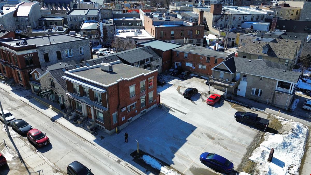 26 Douglas Street