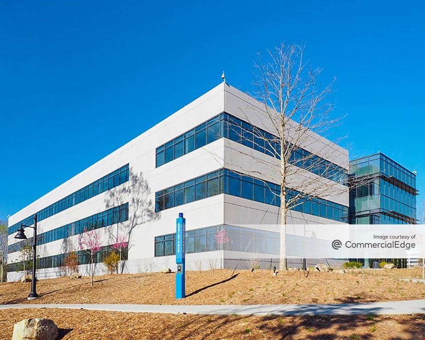 LakePointe Corporate Center