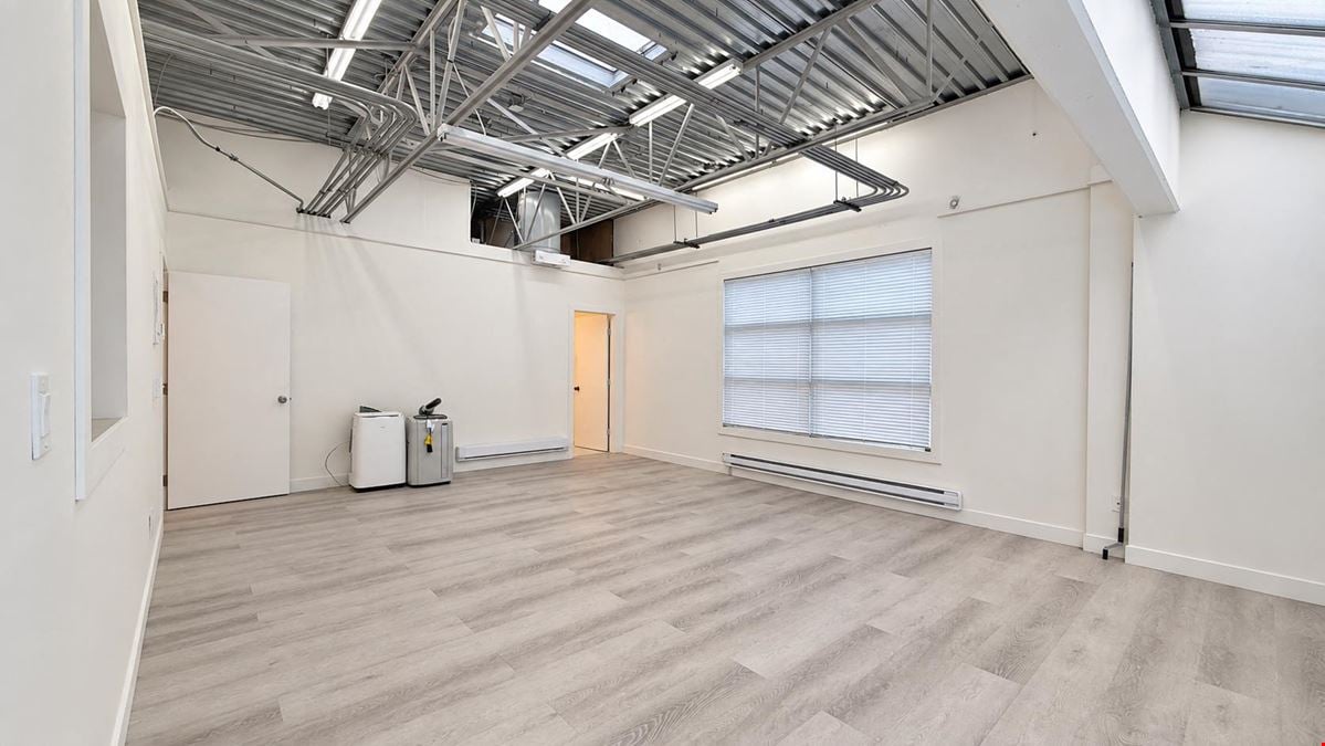 210-11181 Voyageur Way | Corner Office / Studio