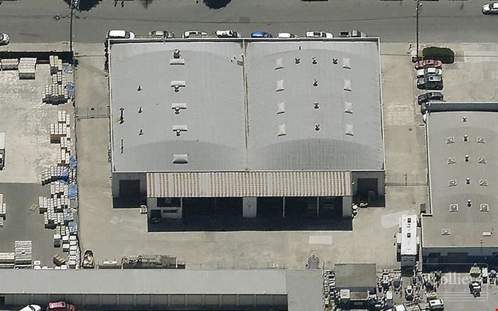LIGHT INDUSTRIAL SPACE FOR LEASE