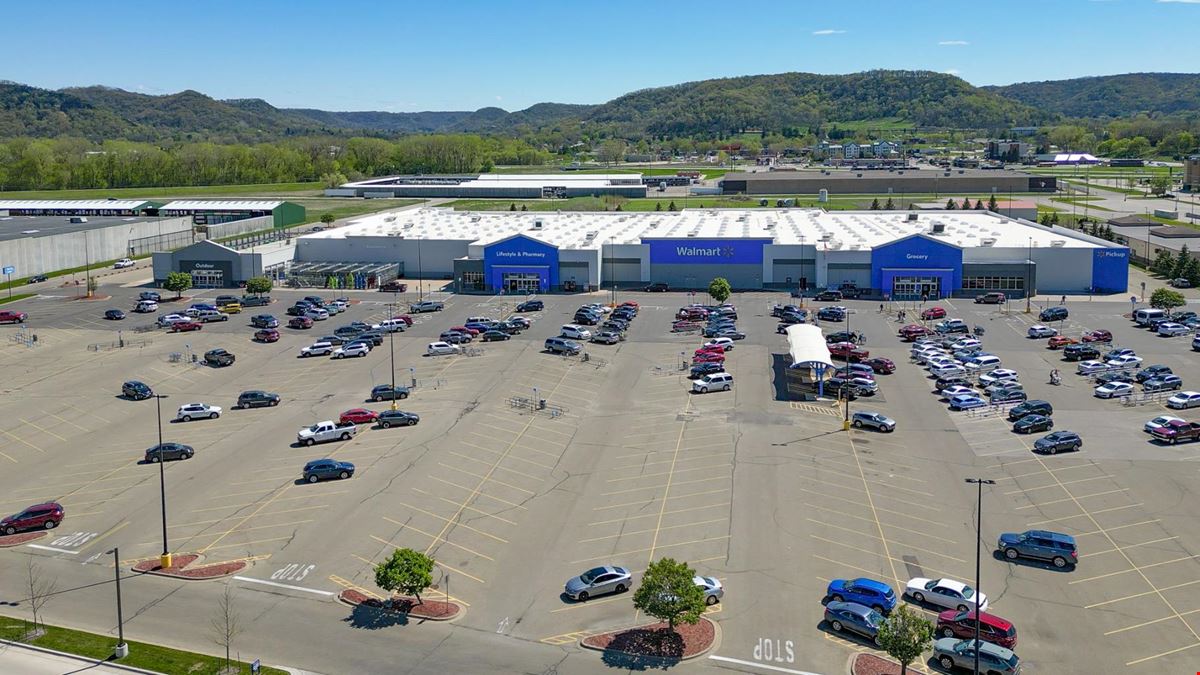 1035 Frontenac Dr - Winona Retail Center For Sale
