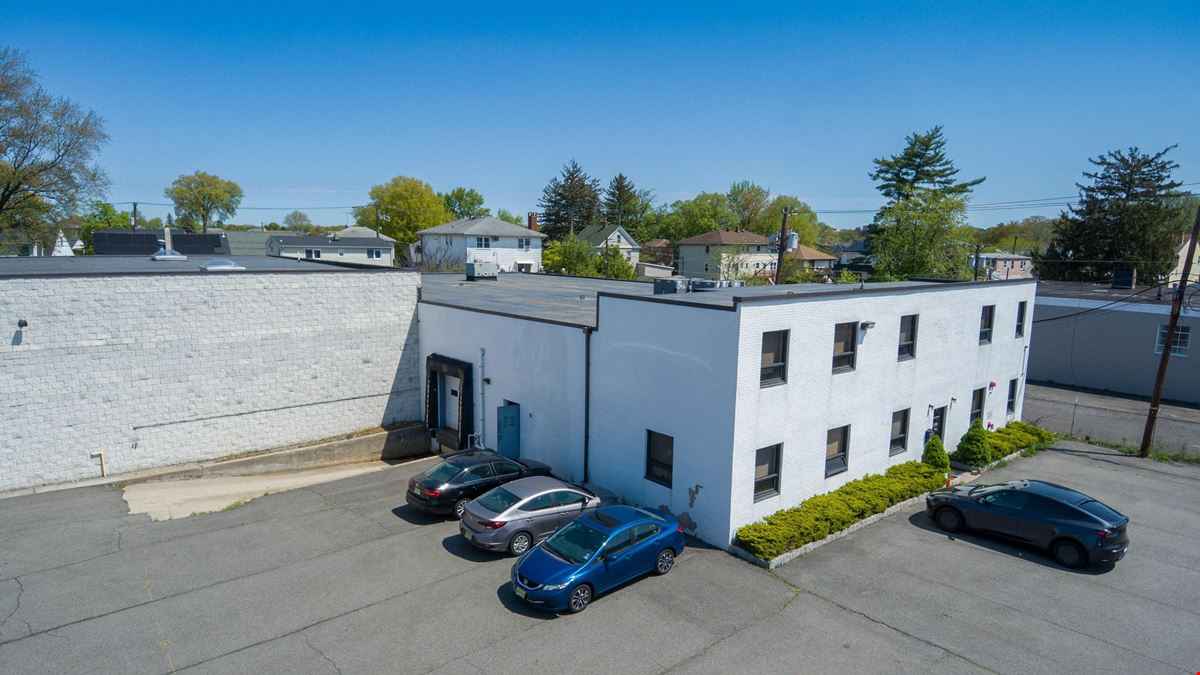 74 Louis Ct