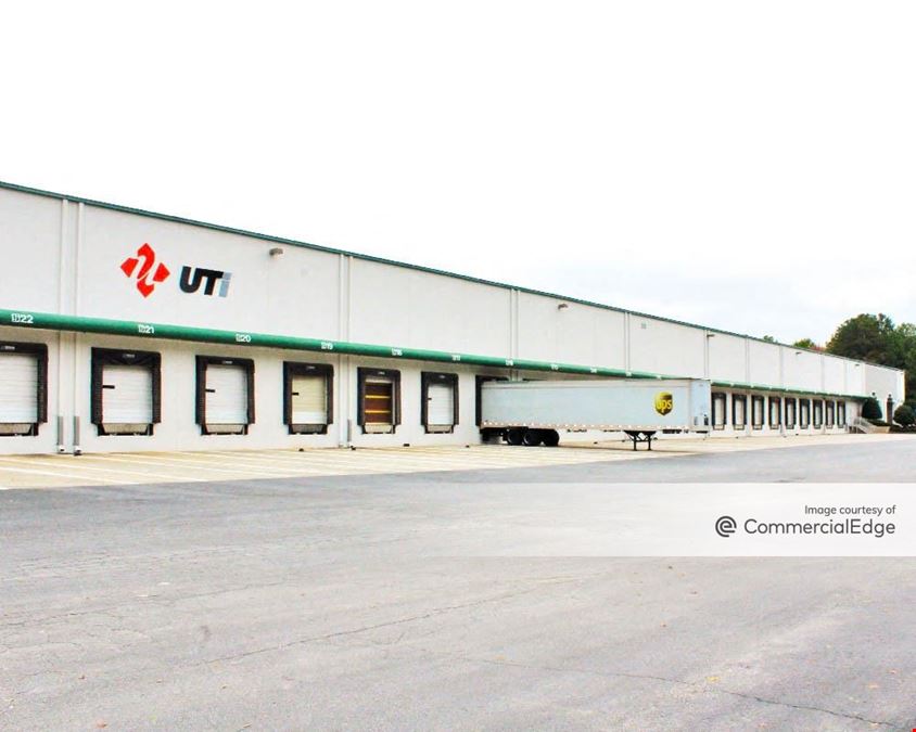 1100 Laval Blvd