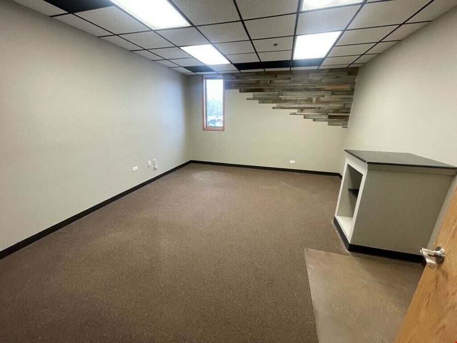 850 West Bartlett Rd.