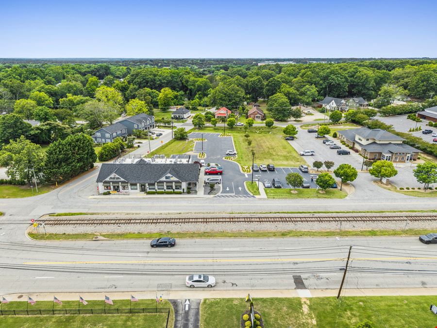 301 N Main St