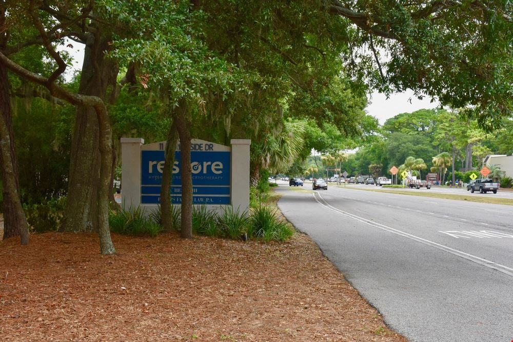 Marina Side Drive
