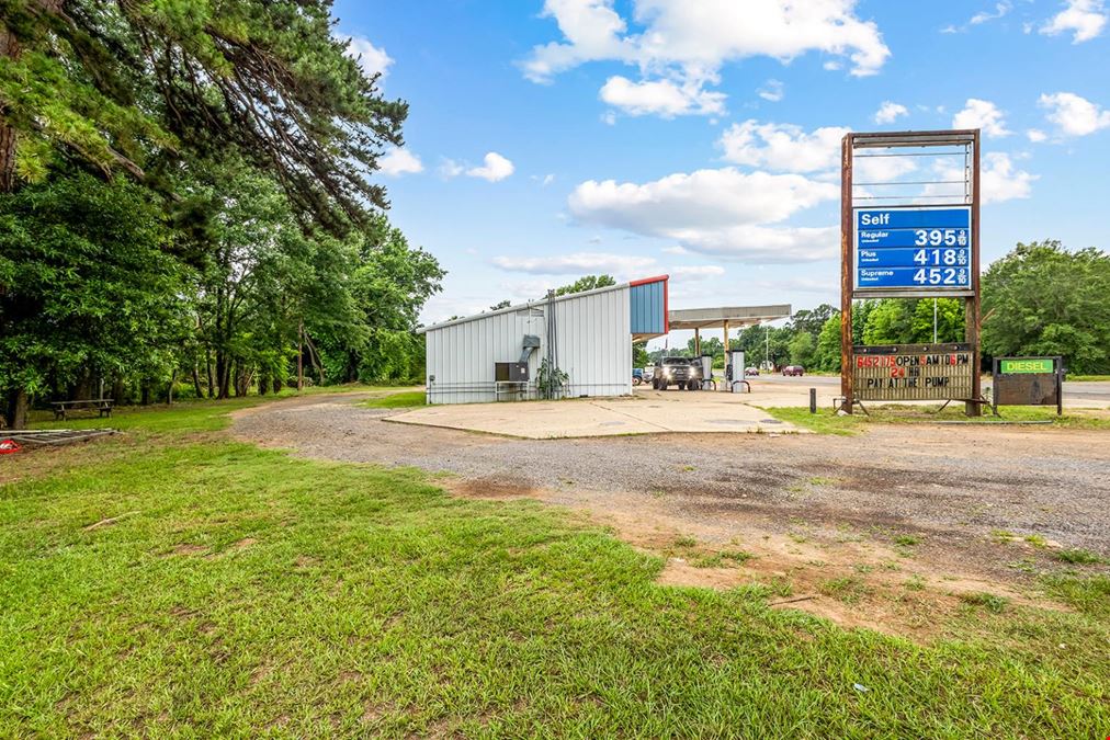 Convenience Store in Naples, TX for Sale