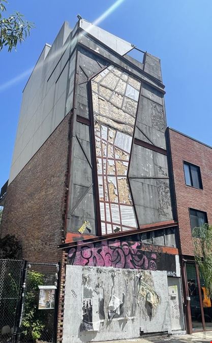 241 Grand St
