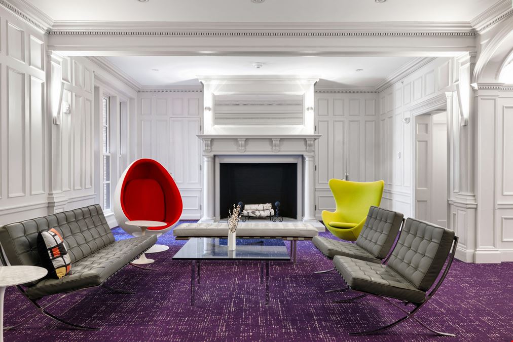 Maverick Suites