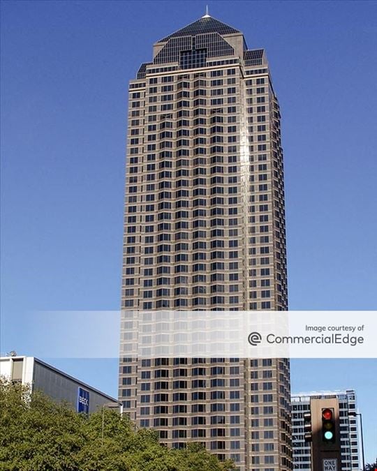 Trammell Crow Center