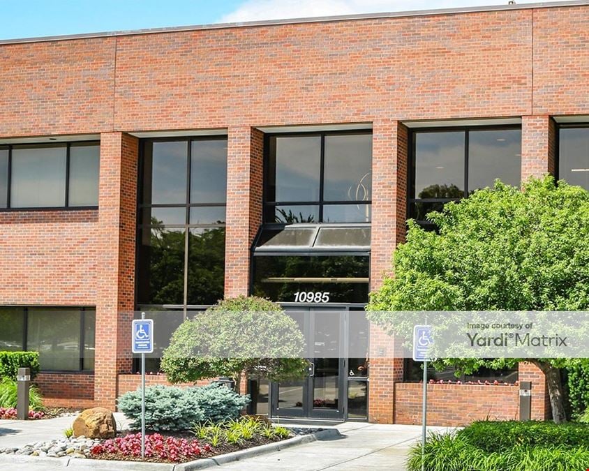 College Oaks Office Park - Building D