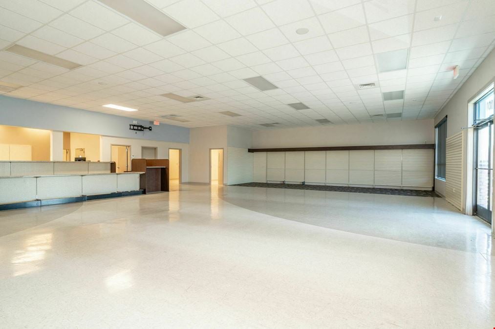 OFFICE CONDO AVAILABLE IN MYERS CORNER OFFICE COMPLEX