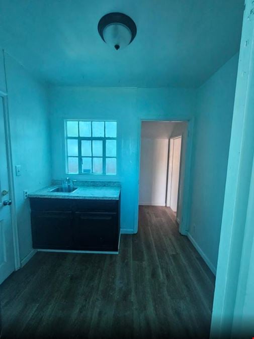 3135 Clayton Rd