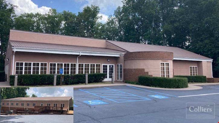 ±12,000-SF Freestanding Office Building for Sale in Excellent Condition