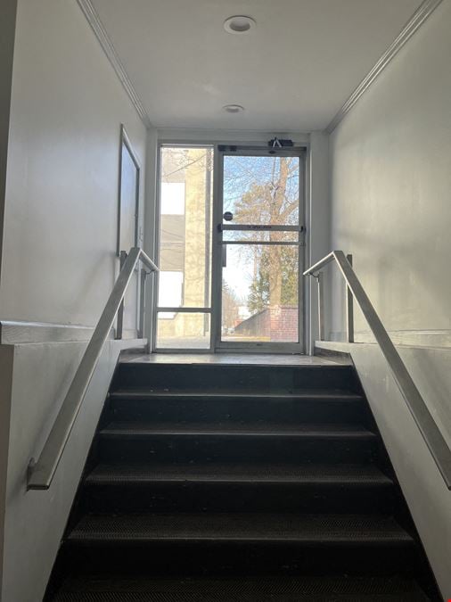 Suites for Lease on Historic Main St