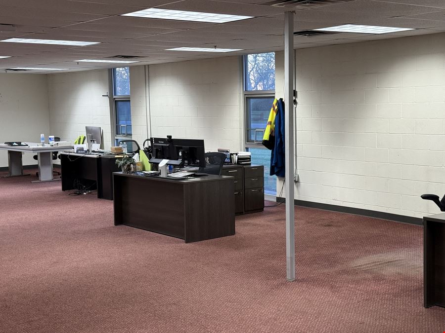 622 S Corporate Dr.