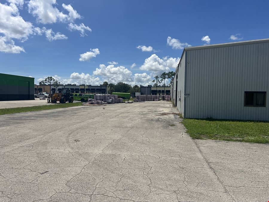 10,000 SF Warehouse on 1 AC For Lease