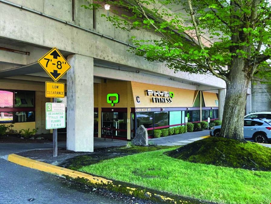 Pringle Park Plaza