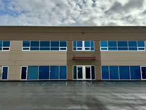 Industrial Strata with 2 Dock Loading Bays For Lease
