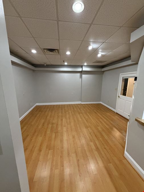 Office Suite For Lease
