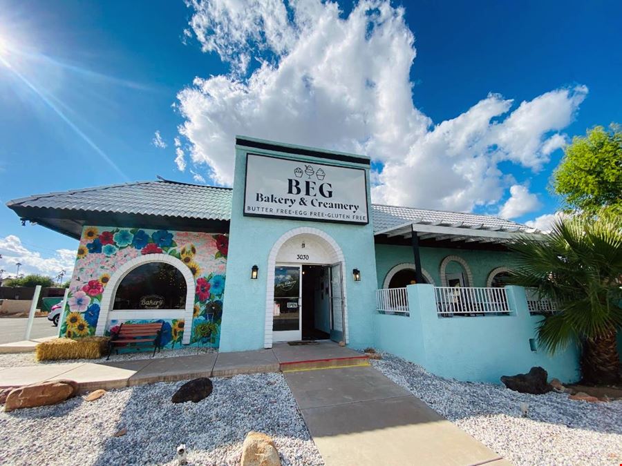 Freestanding Restaurant Bldg Coming Available & Adjacent Land Available