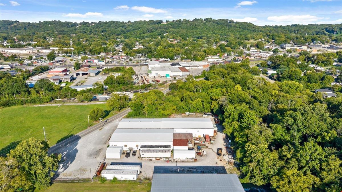 Conditioned Industrial Facility with 8 Cranes