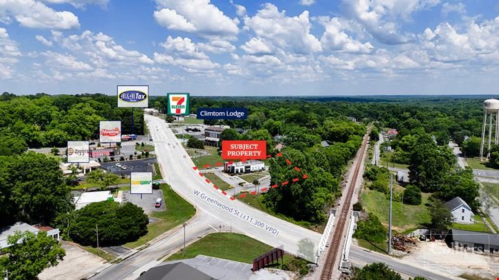 ±3,383-SF Freestanding Restaurant Building with Excellent Visibility