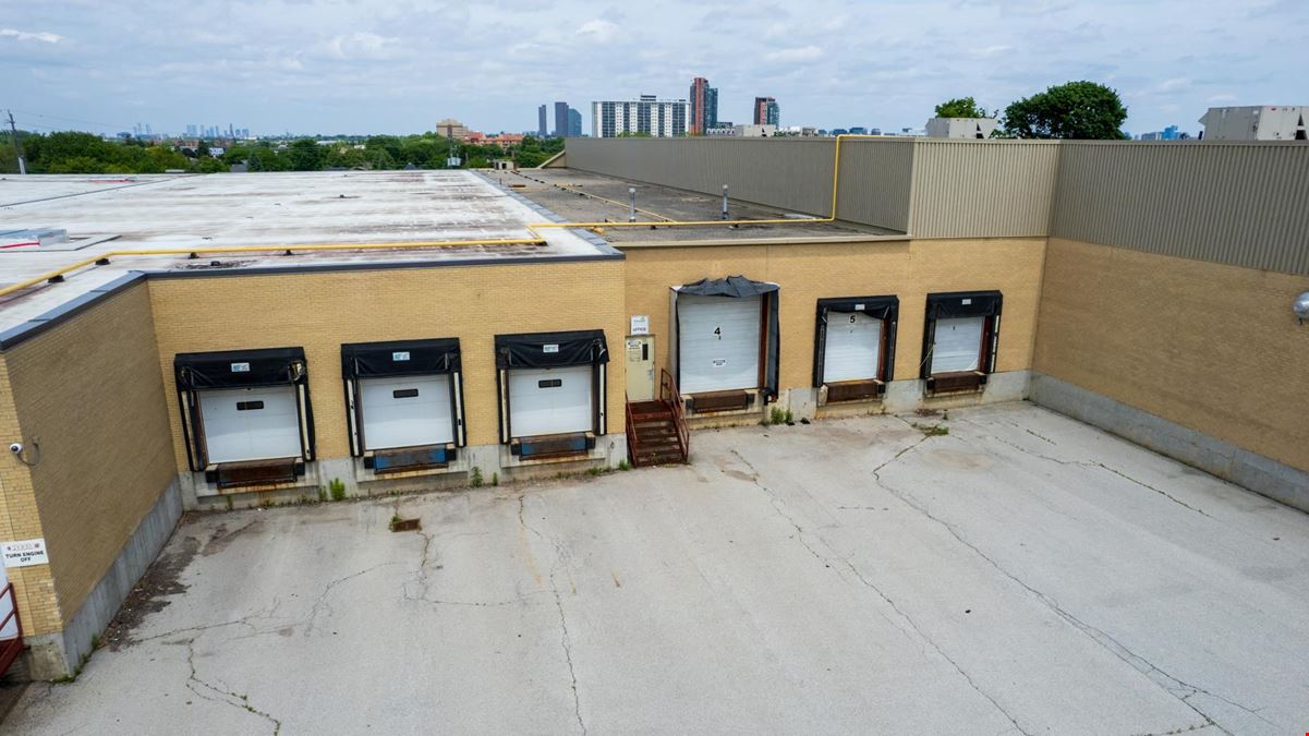 75 Tycos Drive, Toronto Ontario M6B 1W3