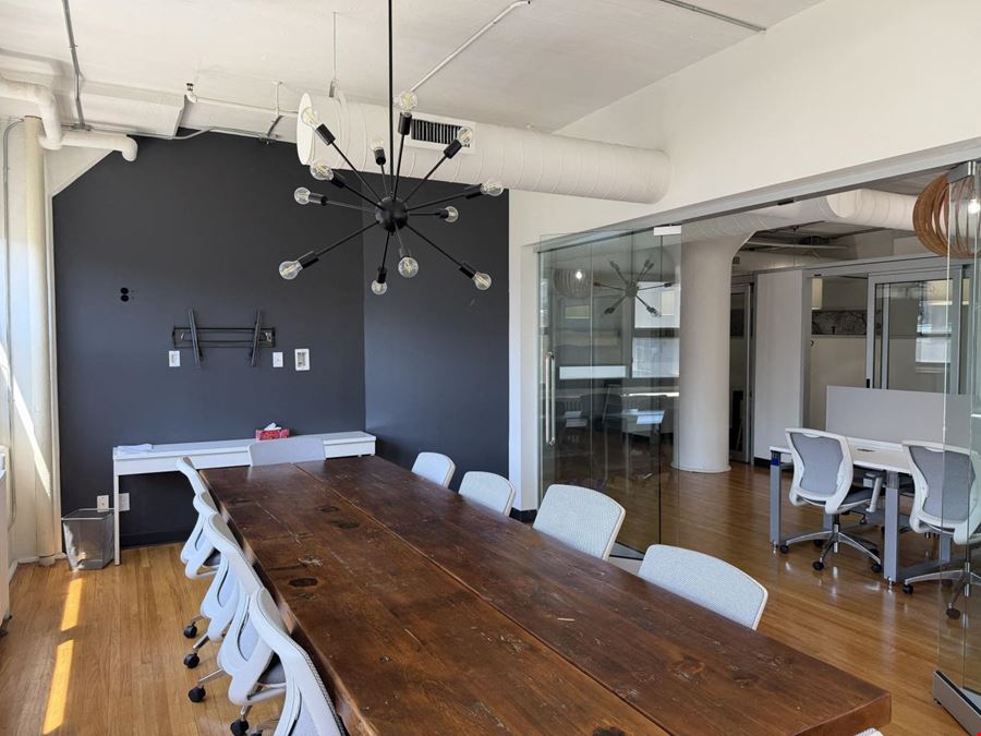 130 Spadina Ave